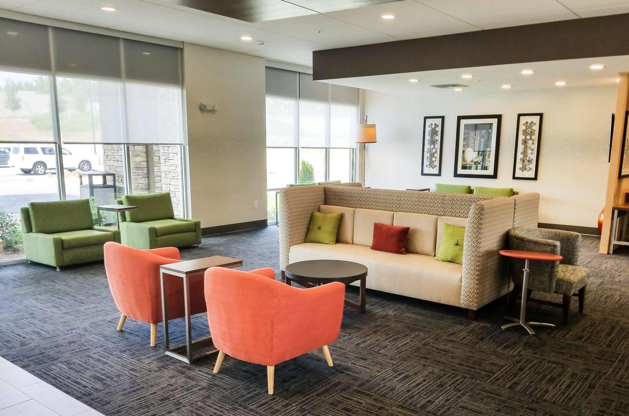 Express & - Ne - Area By Ihg Hotel Charlotte