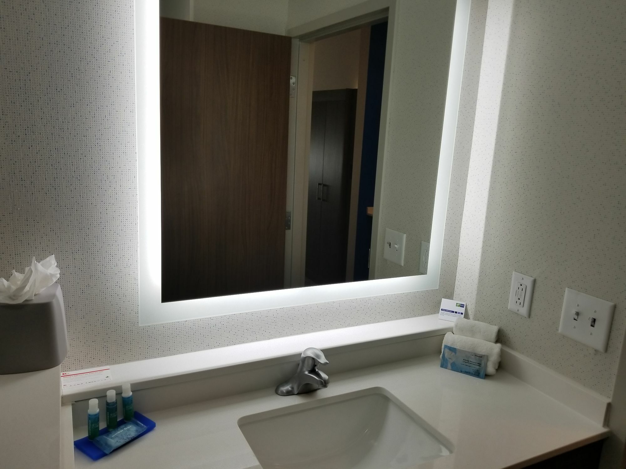 Express & - Ne - Area By Ihg Charlotte
